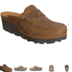 OTBT Women's Clogs